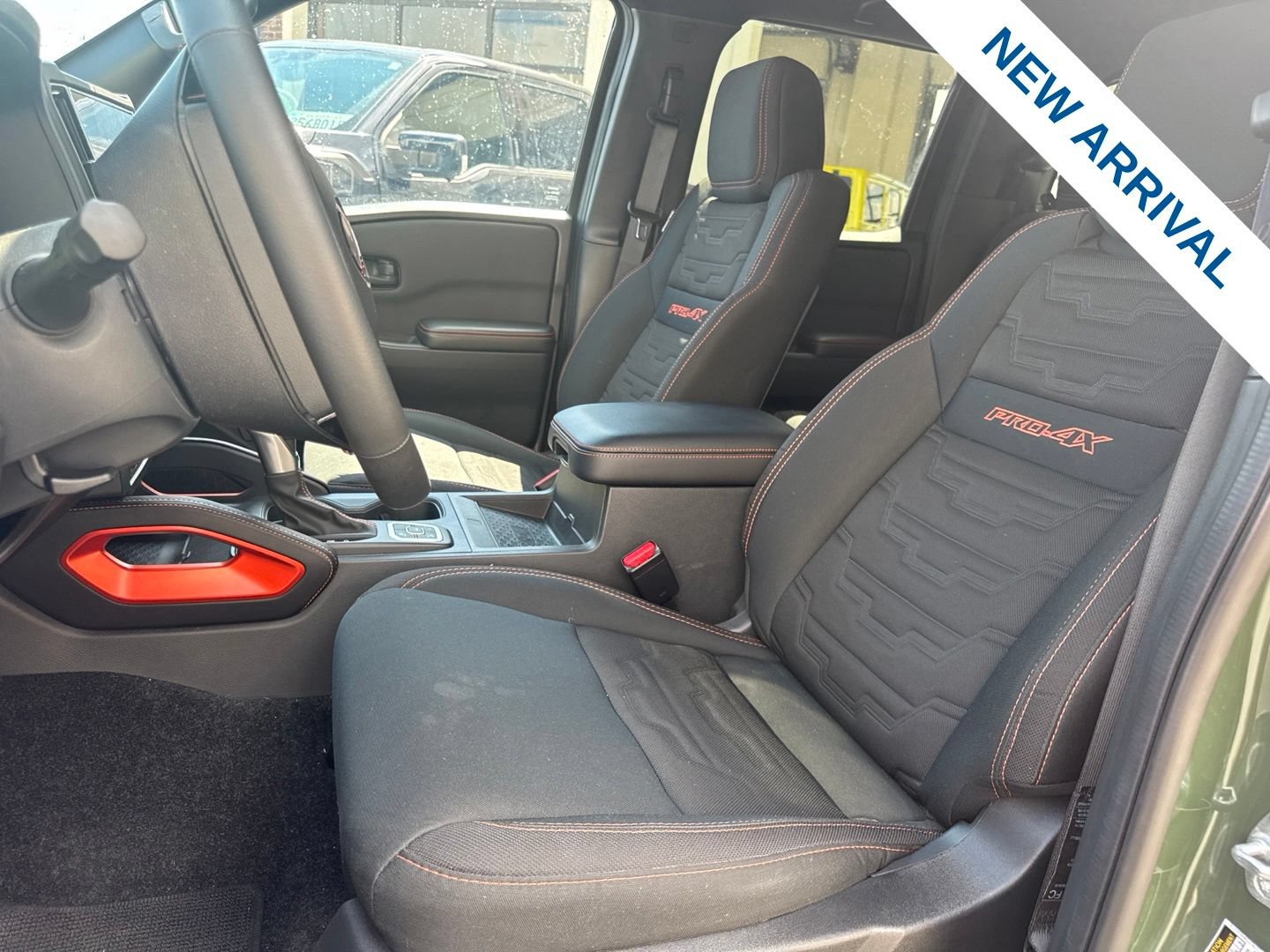 Used 2026 Nissan Frontier PRO-4X w/ Pro-4x Convenience Package AWD/4WD image 16