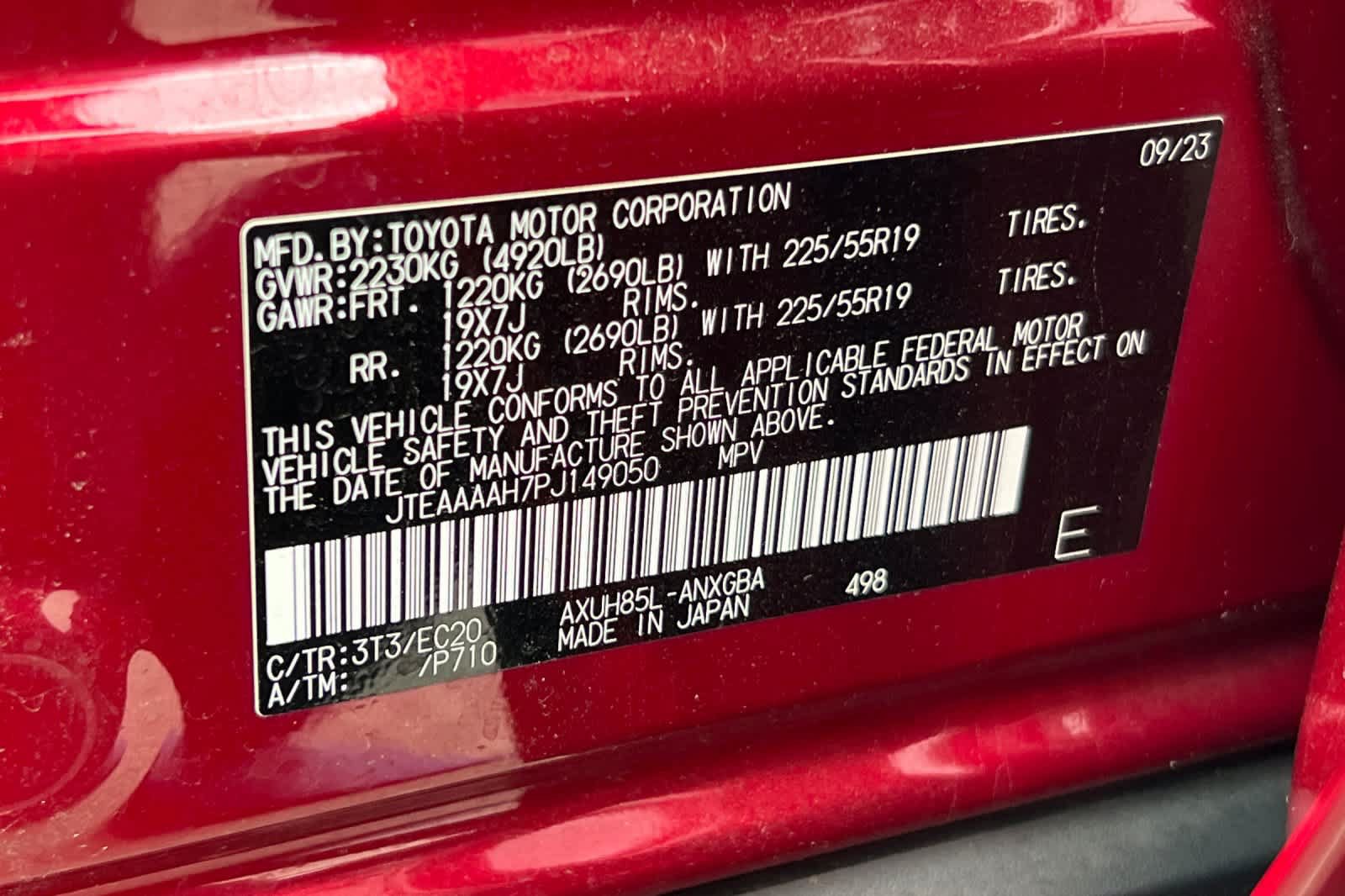 Certified 2023 Toyota Venza XLE AWD/4WD image 33