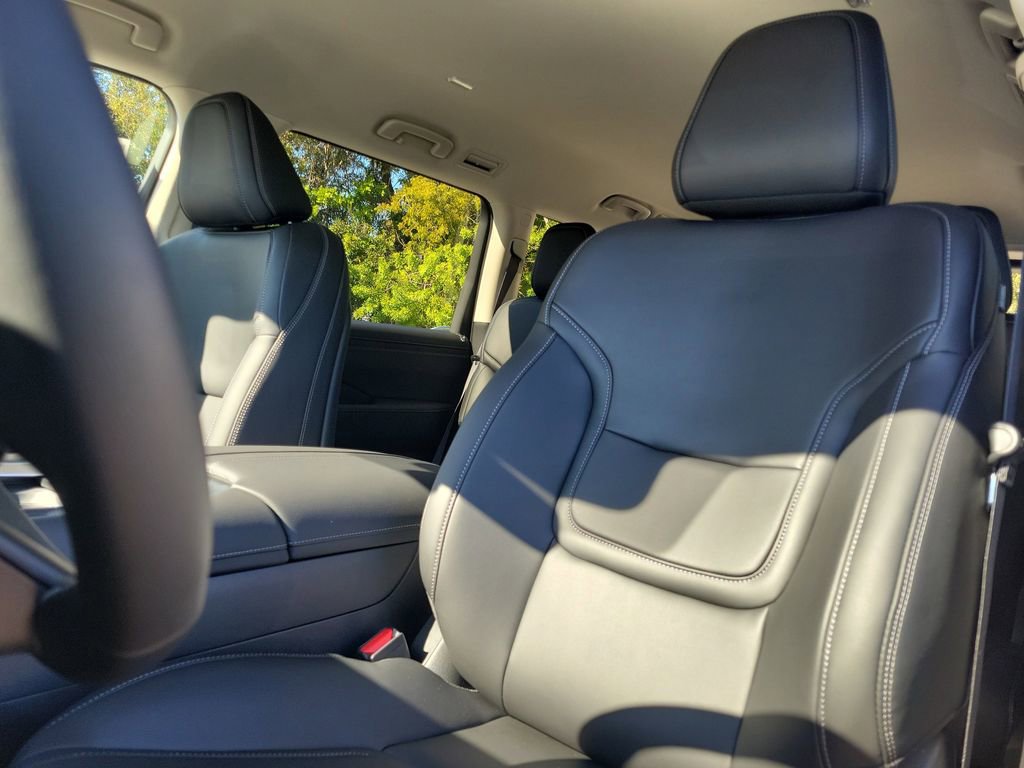 New 2026 Nissan Armada SV image 24