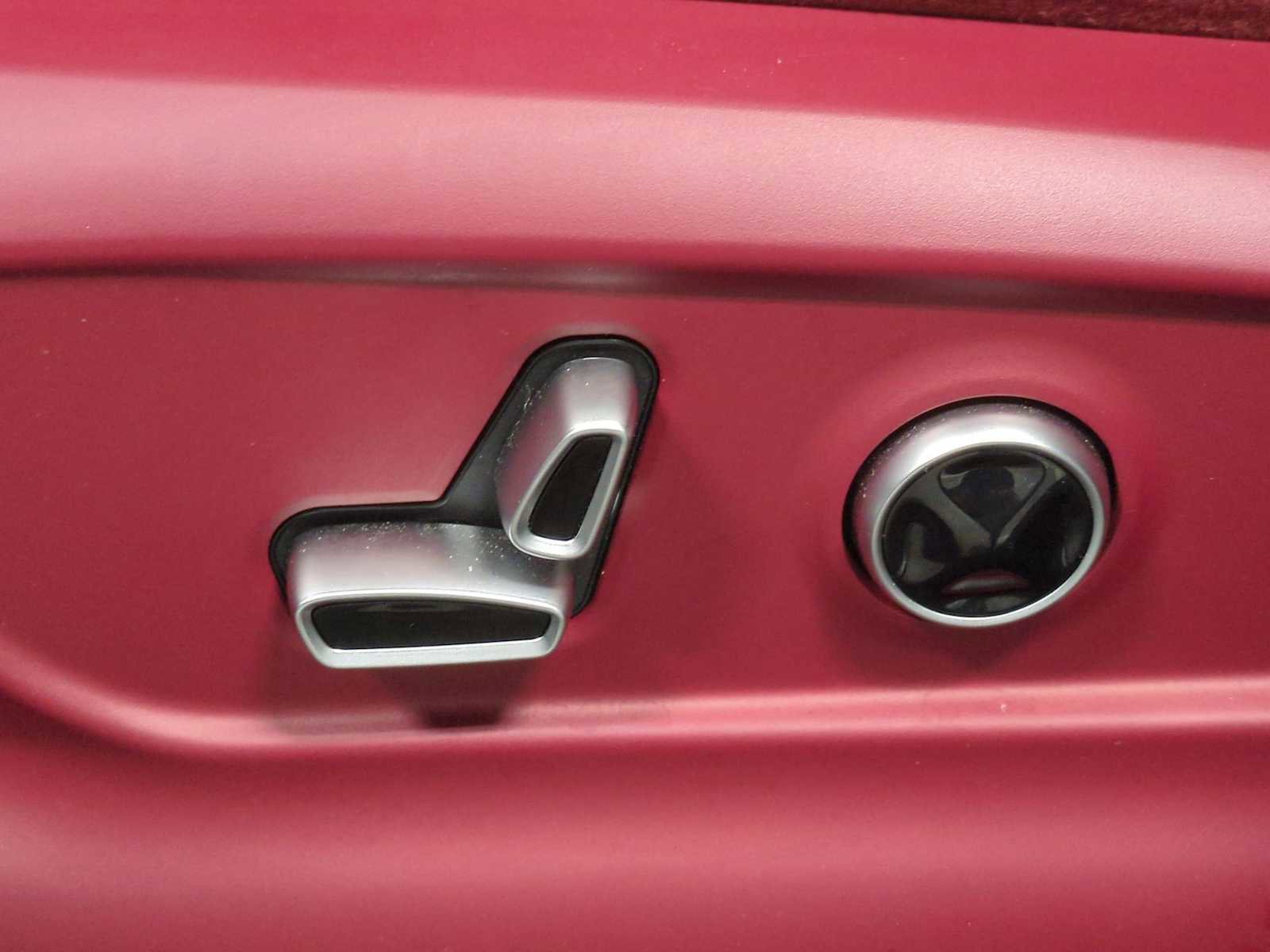 Used 2023 Maserati Grecale Modena image 9