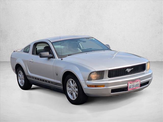 Used 2009 Ford Mustang Coupe image 3