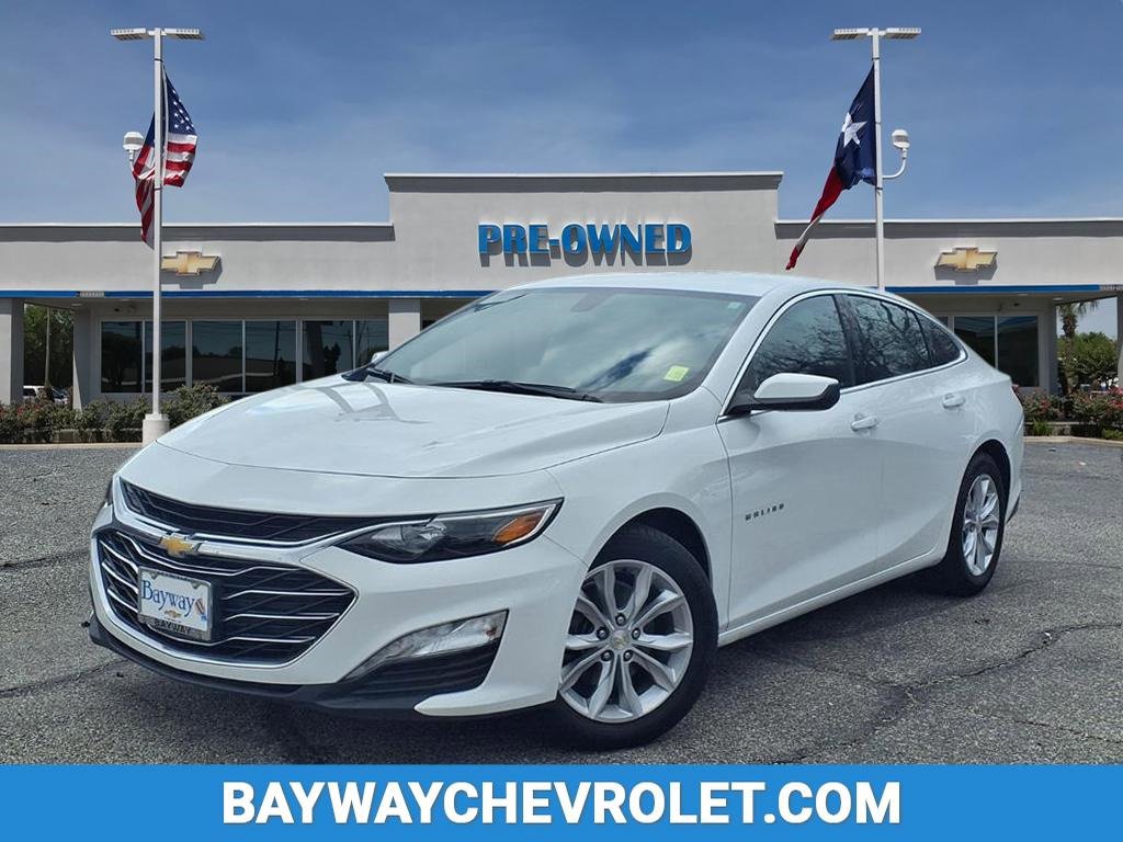 Used 2022 Chevrolet Malibu LT image 1