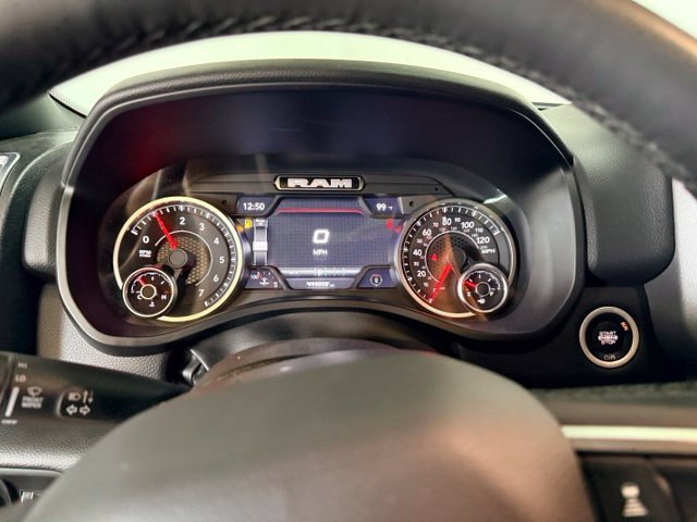 Used 2025 RAM 1500 Big Horn AWD/4WD image 30