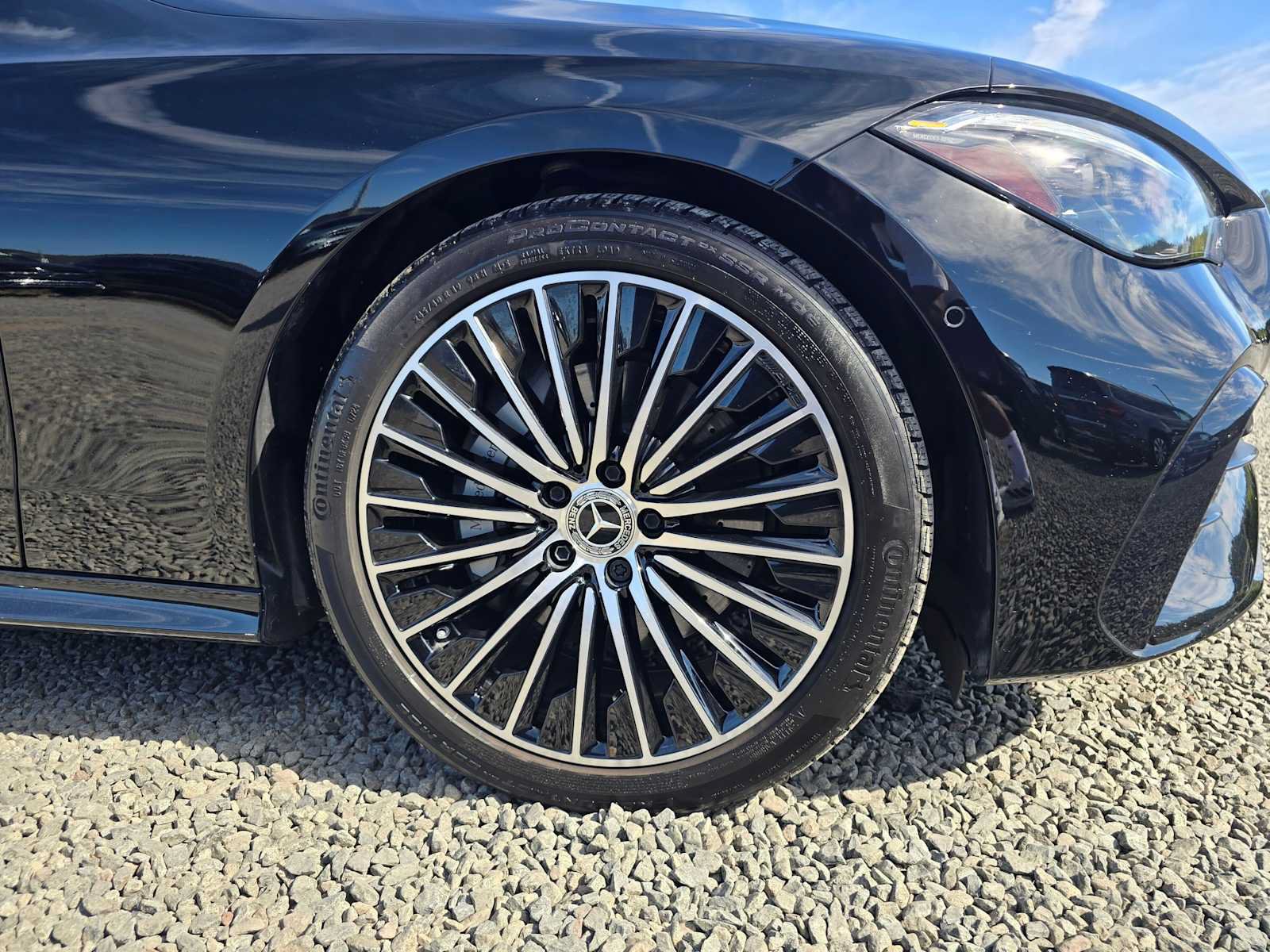 Used 2024 Mercedes-Benz CLE 300 4MATIC Coupe image 10