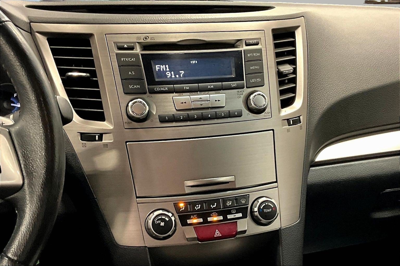 Used 2012 Subaru Outback 2.5i Premium AWD/4WD image 9