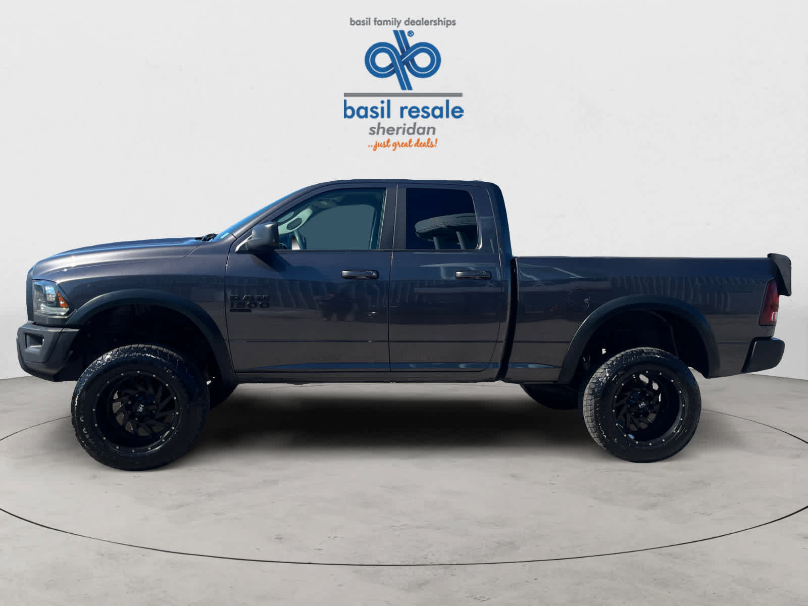Used 2019 RAM 1500 Classic Warlock AWD/4WD image 3