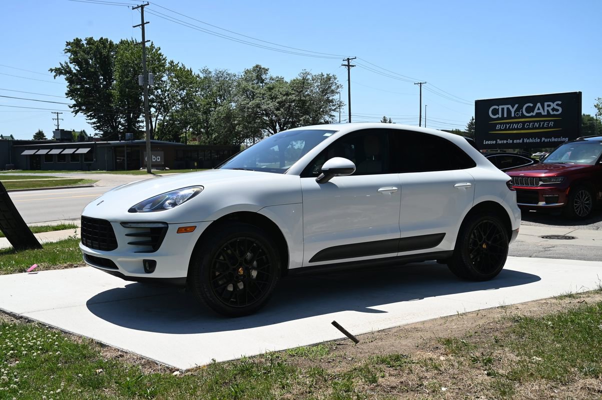 Used 2018 Porsche Macan S image 9