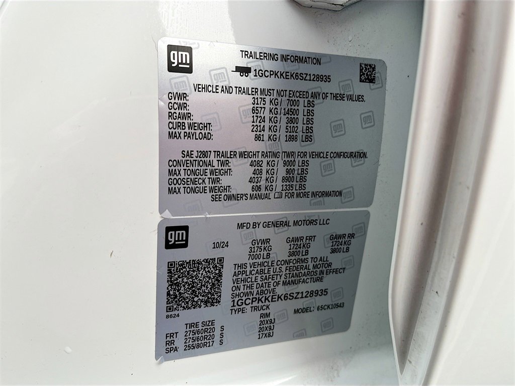 Used 2025 Chevrolet Silverado 1500 LT image 28