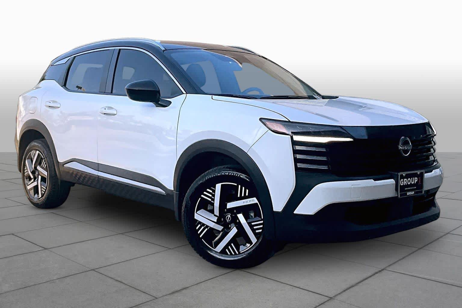 Certified 2026 Nissan Kicks SV FWD image 3