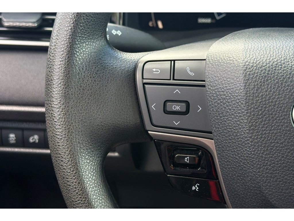 Certified 2025 Toyota Camry LE FWD image 26