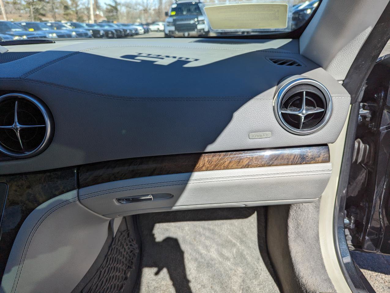 Used 2015 Mercedes-Benz SL 400 image 38
