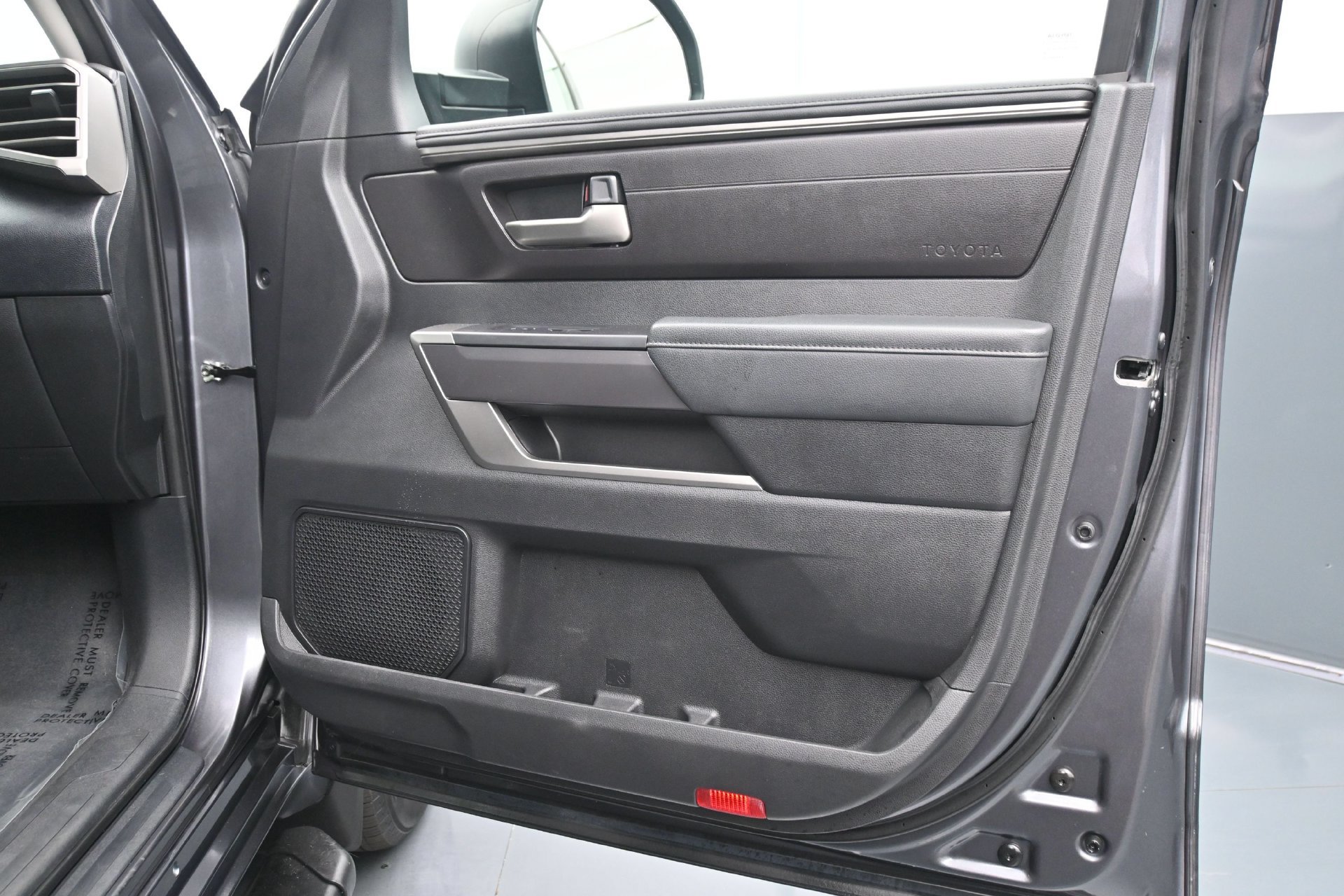 Used 2023 Toyota Tundra SR5 AWD/4WD image 12