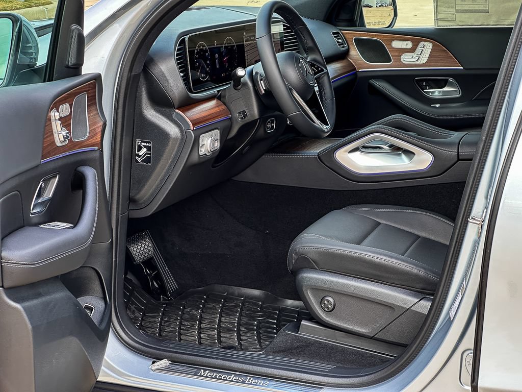 Used 2025 Mercedes-Benz GLE 350 4MATIC image 10