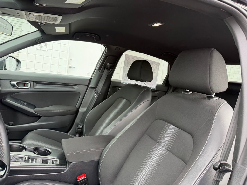 Used 2023 Honda Civic Sport image 17