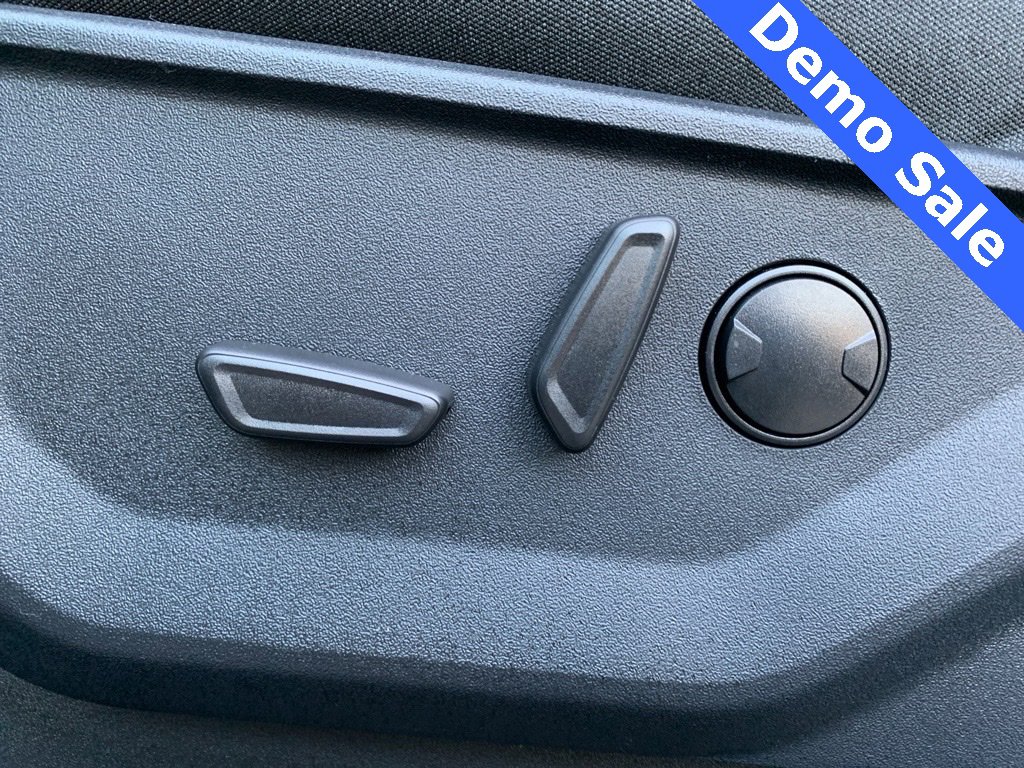 New 2024 Ford F150 XLT w/ Equipment Group 303A High image 22