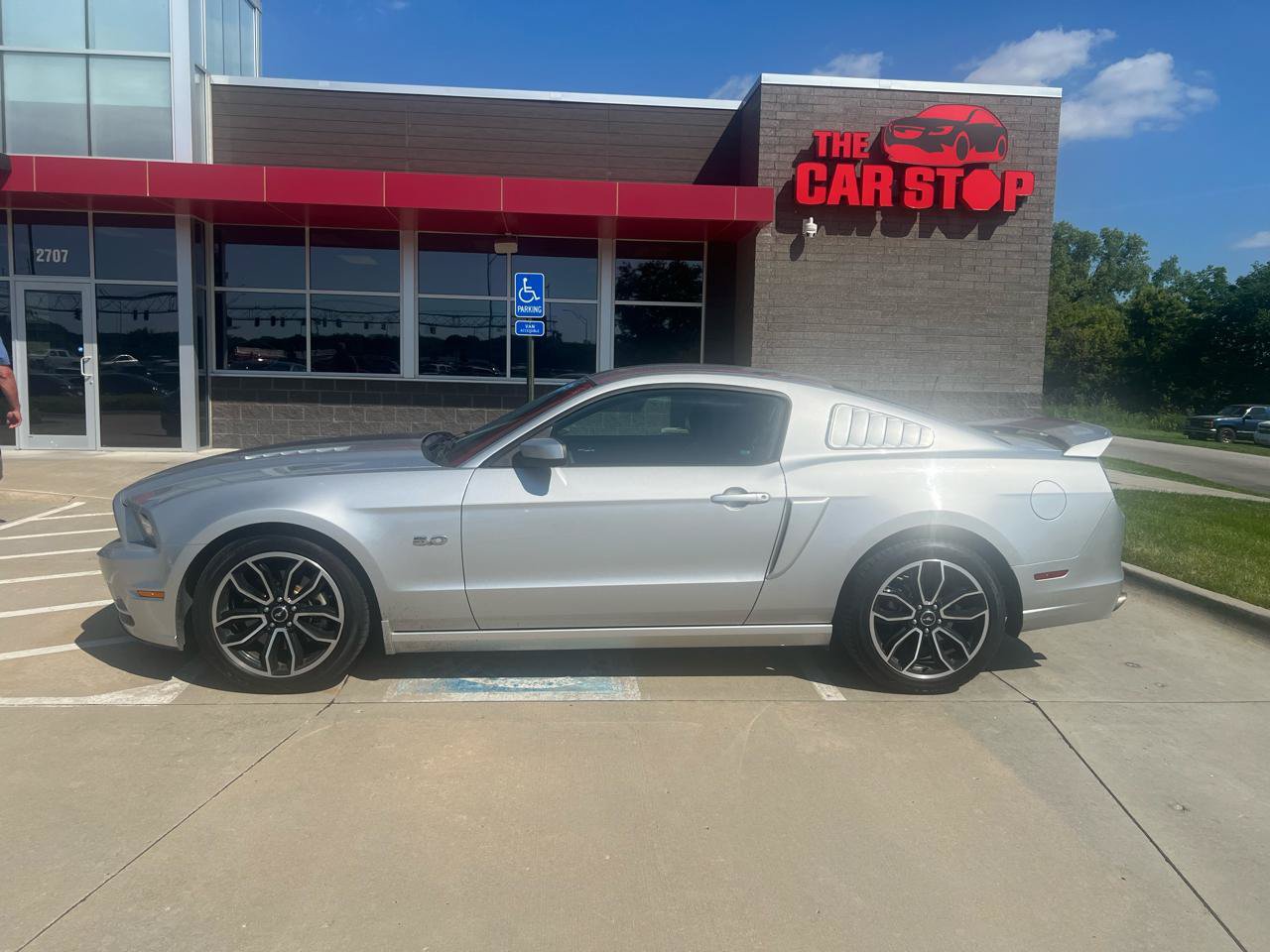 Used 2013 Ford Mustang GT Premium w/ GT Coupe Accessory Pkg 5 RWD image 1