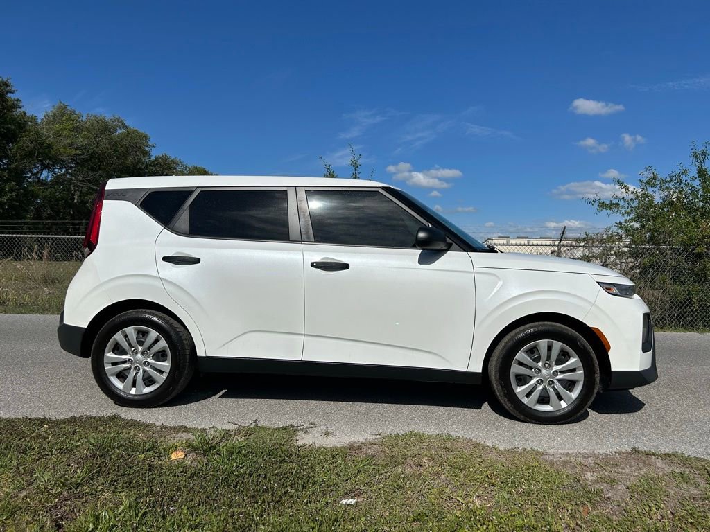 Used 2020 Kia Soul LX image 6