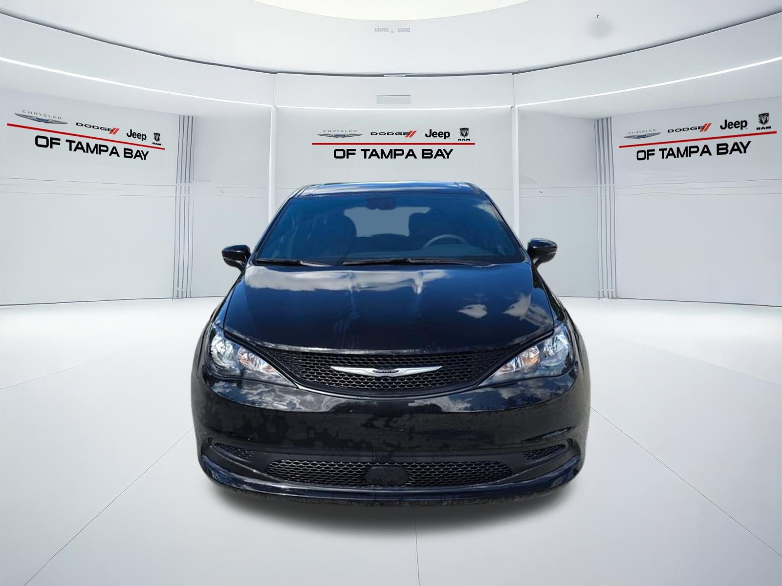 New 2026 Chrysler Voyager LX FWD image 8