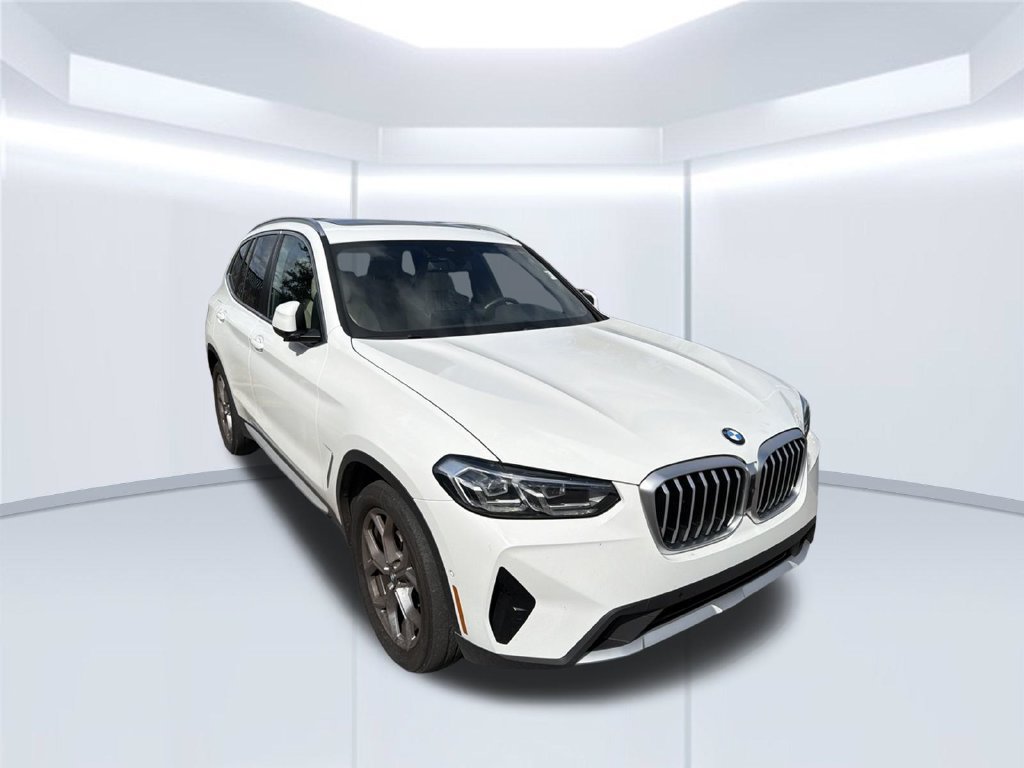 Used 2023 BMW X3 sDrive30i w/ Premium Package RWD image 2