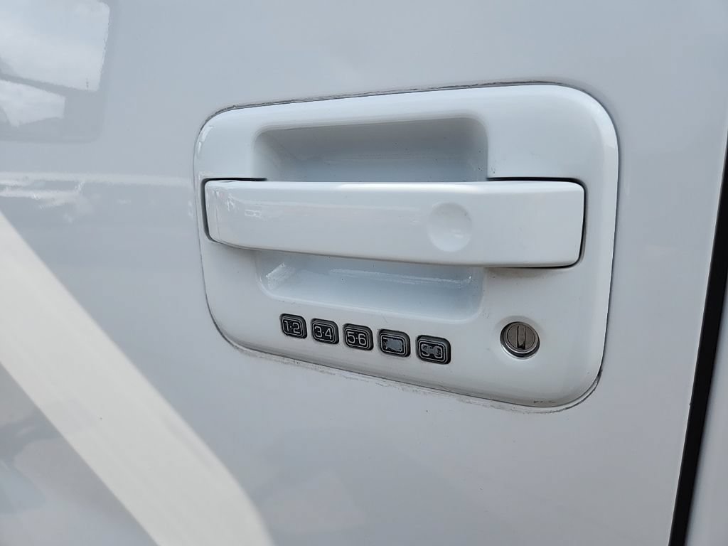 Used 2012 Ford F150 FX4 w/ FX Luxury Pkg AWD/4WD image 9