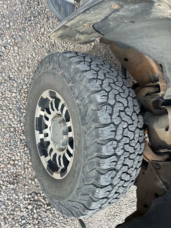 Used 2001 Chevrolet Silverado 2500 LS image 43