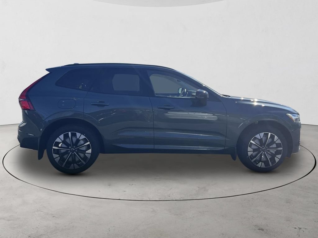New 2026 Volvo XC60 T8 Ultra w/ Protection Package Premier AWD/4WD image 7