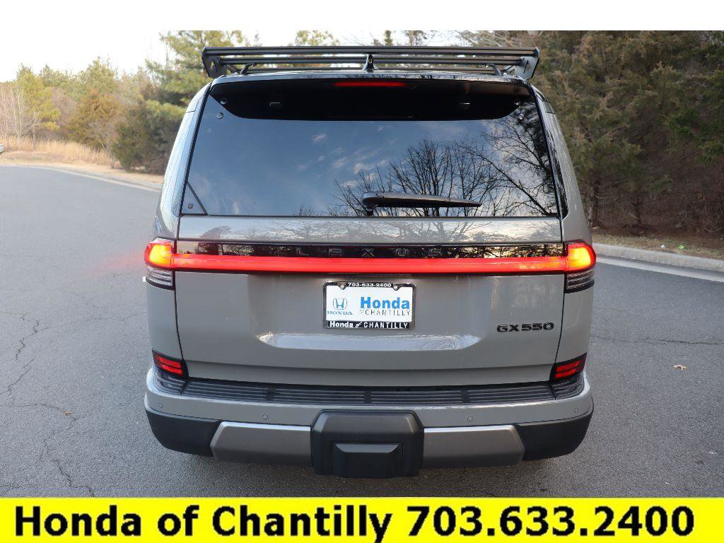 Used 2024 Lexus GX 550 image 6