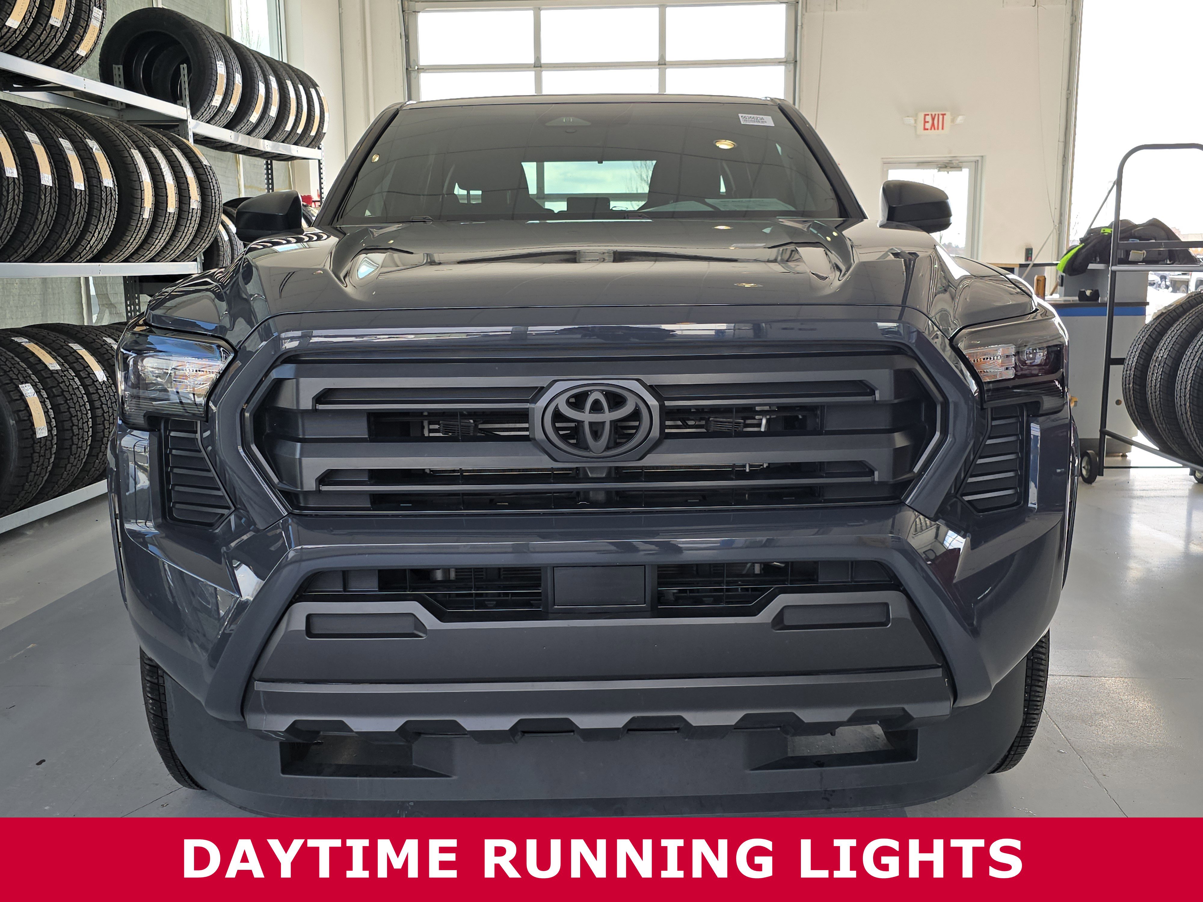 Used 2024 Toyota Tacoma TRD Sport image 2