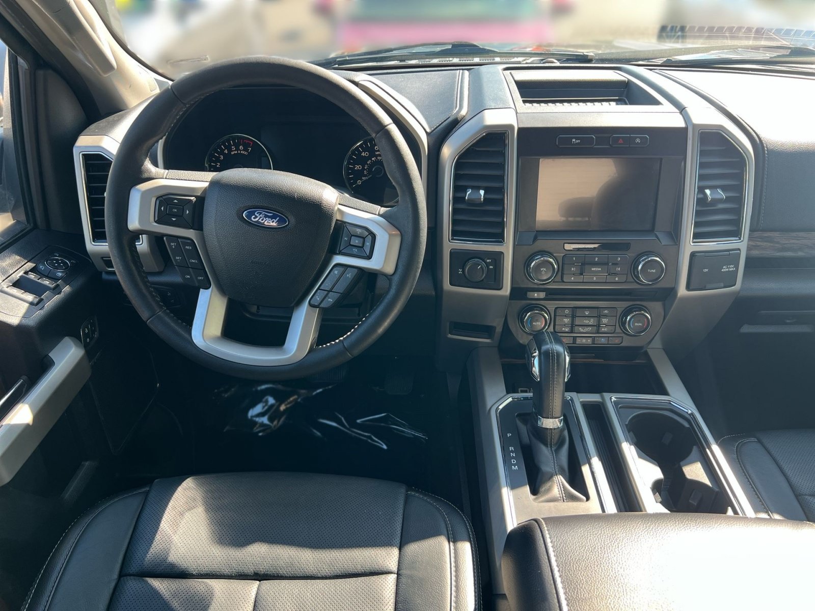Used 2018 Ford F150 Lariat RWD image 18