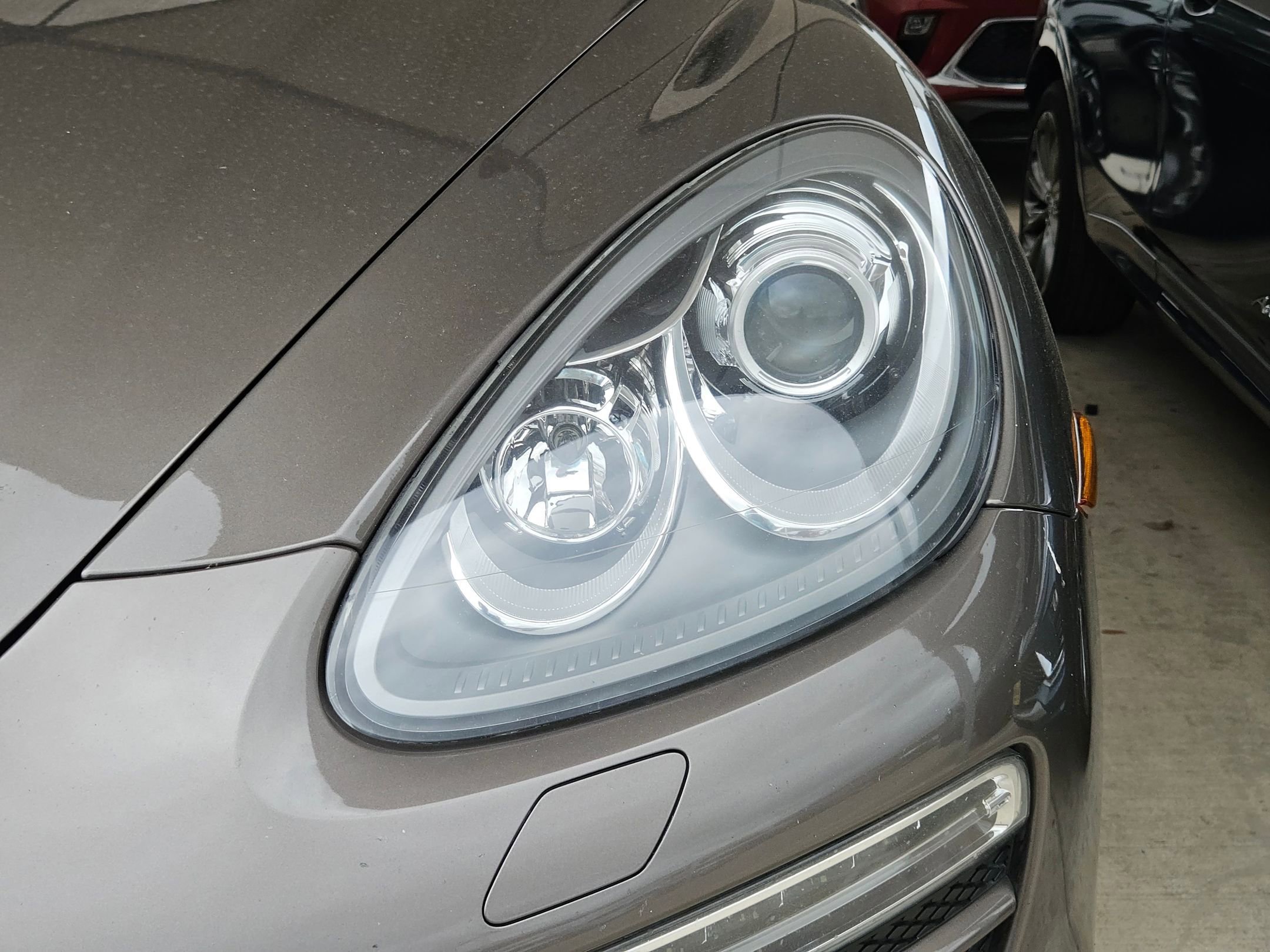 Used 2013 Porsche Cayenne AWD/4WD image 7