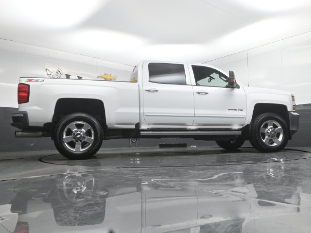 Used 2019 Chevrolet Silverado 2500 LT w/ LT Convenience Package AWD/4WD image 57