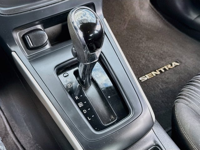Certified 2019 Nissan Sentra SV FWD image 13