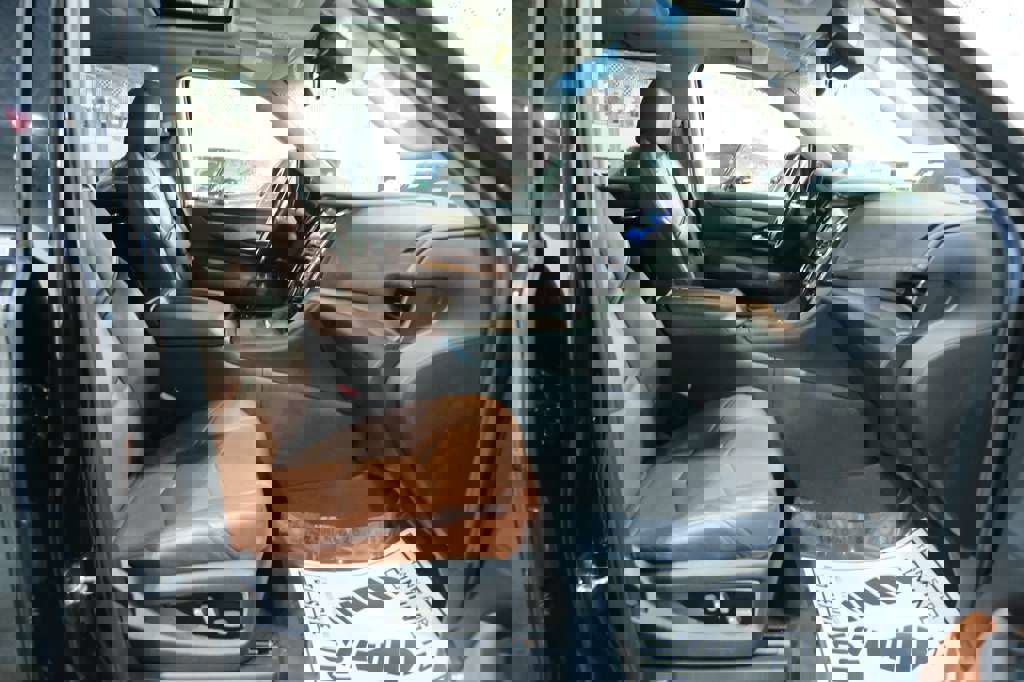 Used 2015 Cadillac Escalade ESV Premium image 35