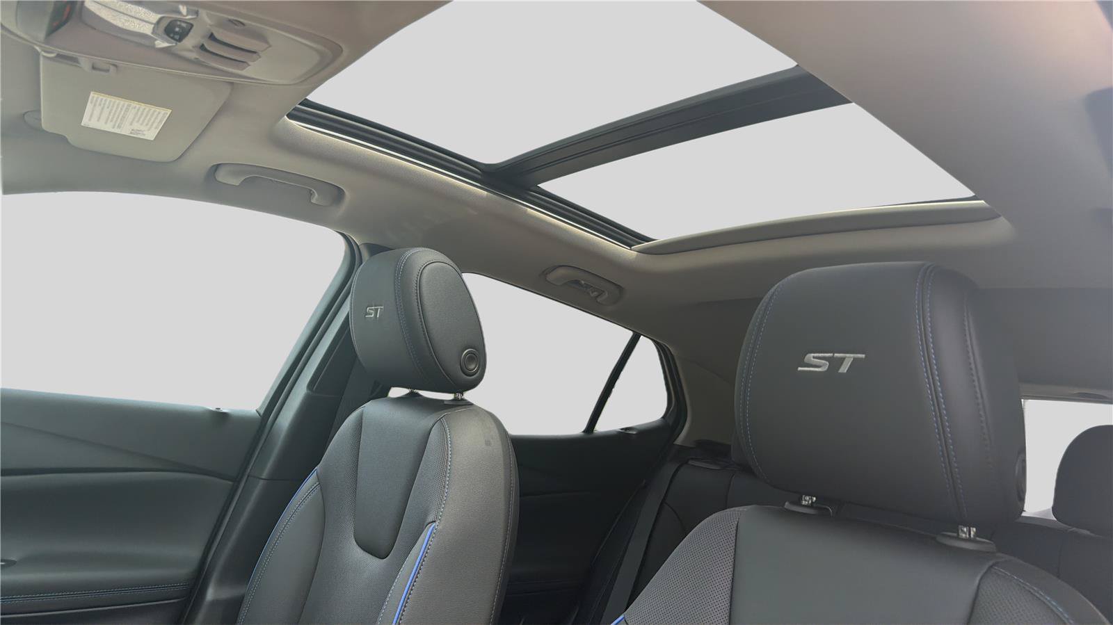 New 2026 Buick Encore GX Sport Touring w/ Advanced Technology Package AWD/4WD image 18
