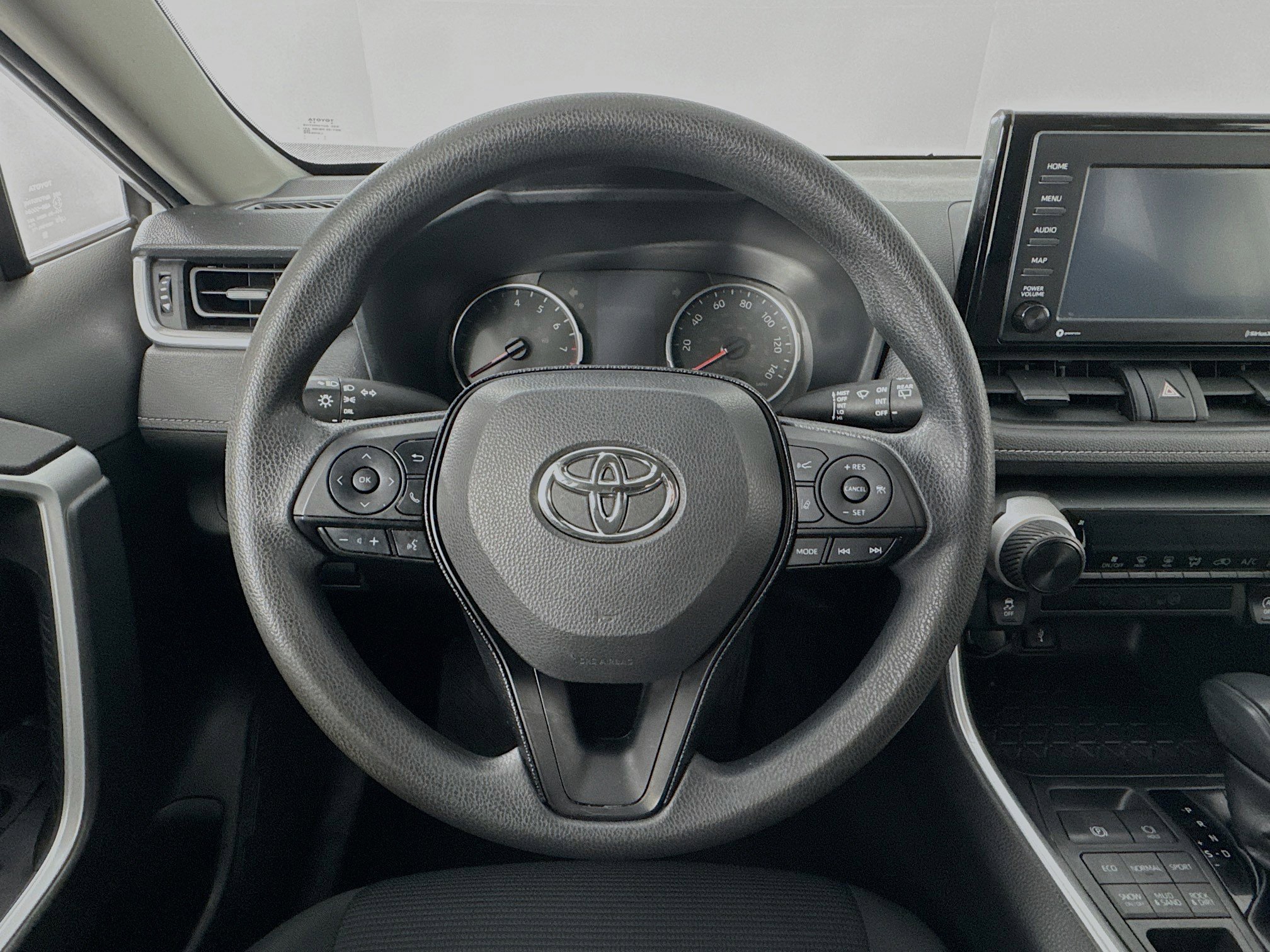 Used 2020 Toyota RAV4 LE w/ All Weather Liner Package image 11