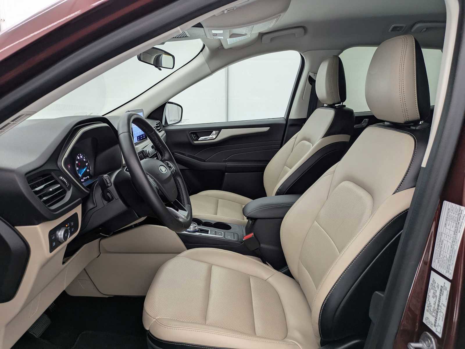 Used 2021 Ford Escape SEL AWD/4WD image 17
