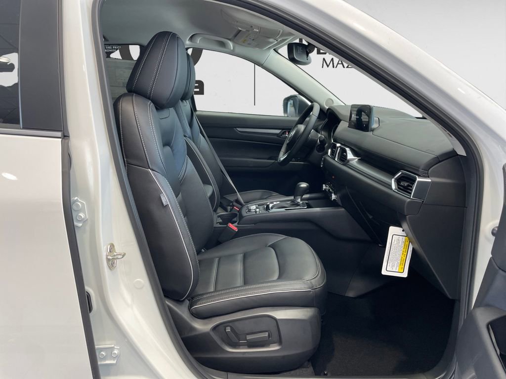 New 2025 MAZDA CX-5 AWD 2.5 S w/ Preferred Package image 15