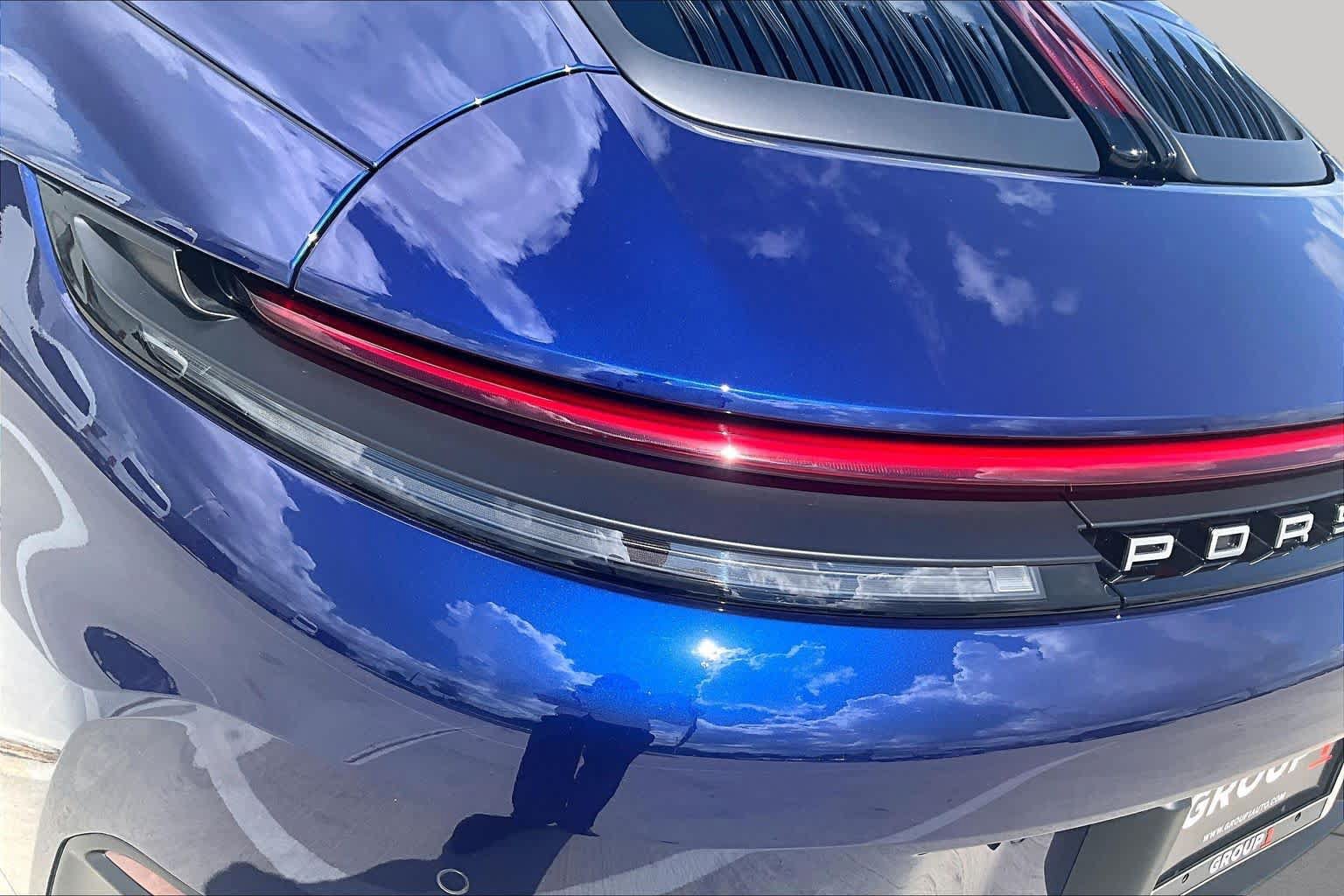Used 2025 Porsche 911 Carrera RWD image 25