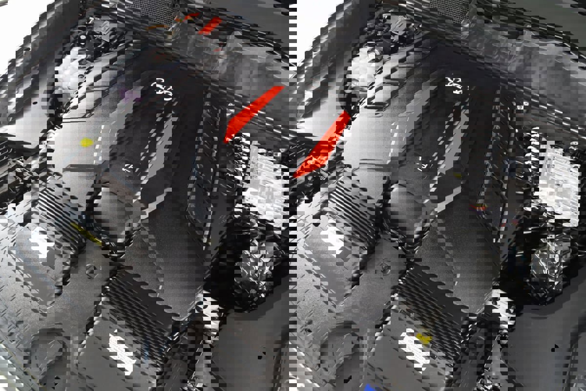 Used 2024 Audi SQ8 Premium Plus image 25