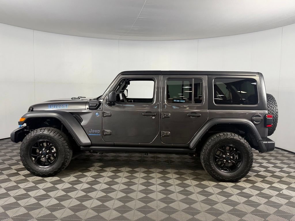 Used 2024 Jeep Wrangler Unlimited AWD/4WD image 10