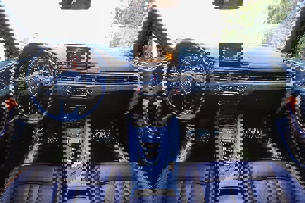 Used 2018 Audi A4 2.0T Ultra Premium w/ 18" Wheel Package image 11