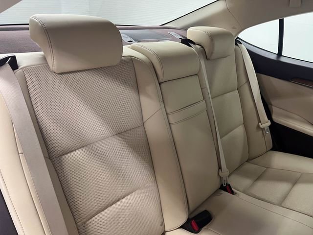 Used 2016 Lexus ES 300h w/ Navigation System Package FWD image 13