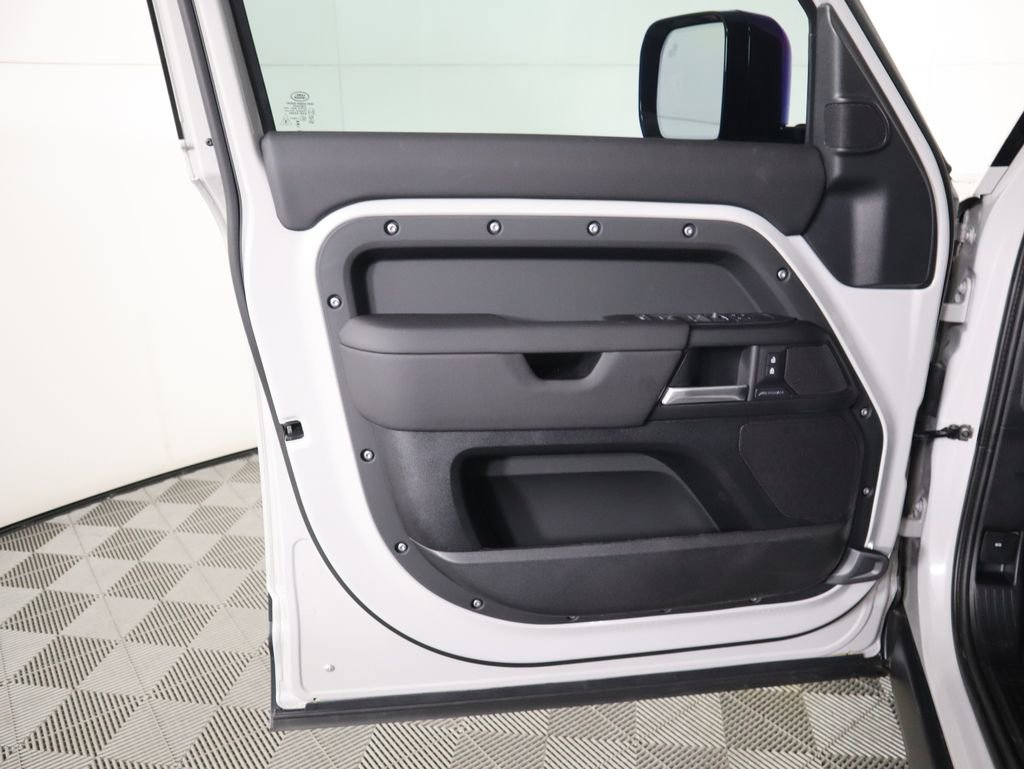 New 2026 Land Rover Defender 110 S image 26