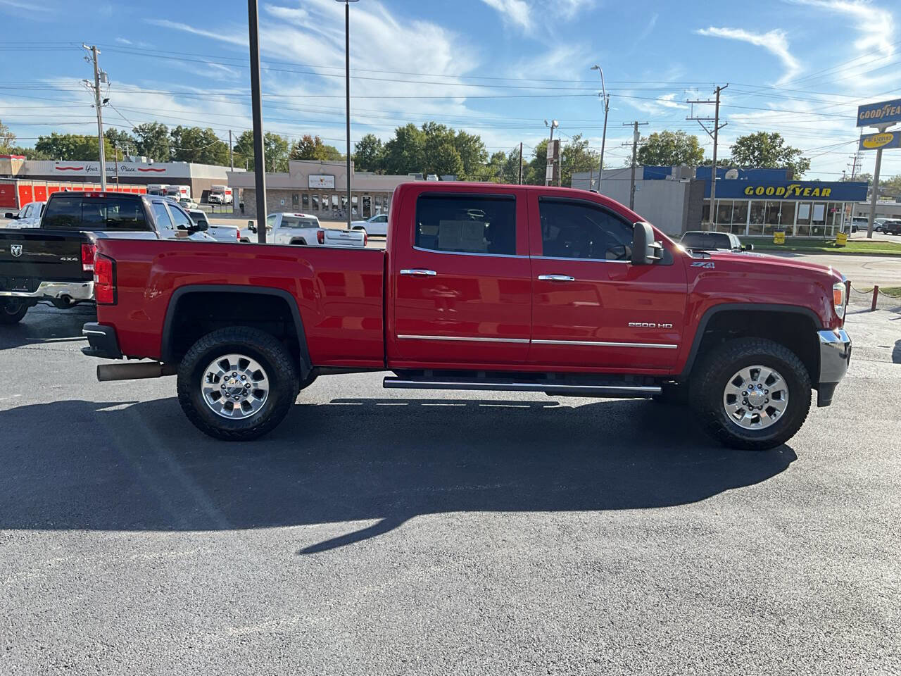 Used 2015 GMC Sierra 2500 SLT w/ Duramax Plus Package image 6