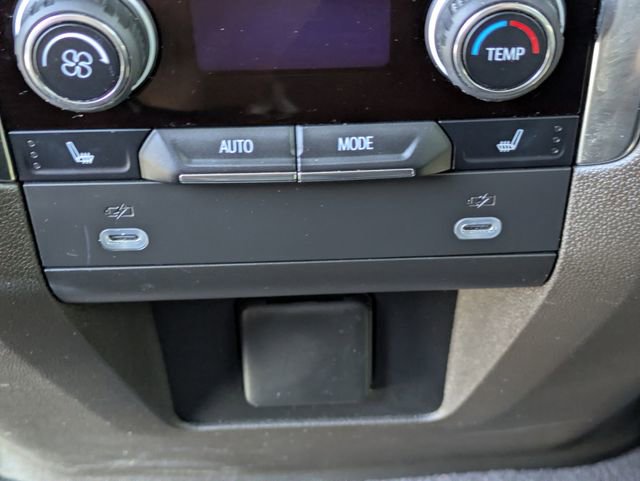 Used 2023 Chevrolet Tahoe Z71 w/ Z71 Off-Road Package AWD/4WD image 17