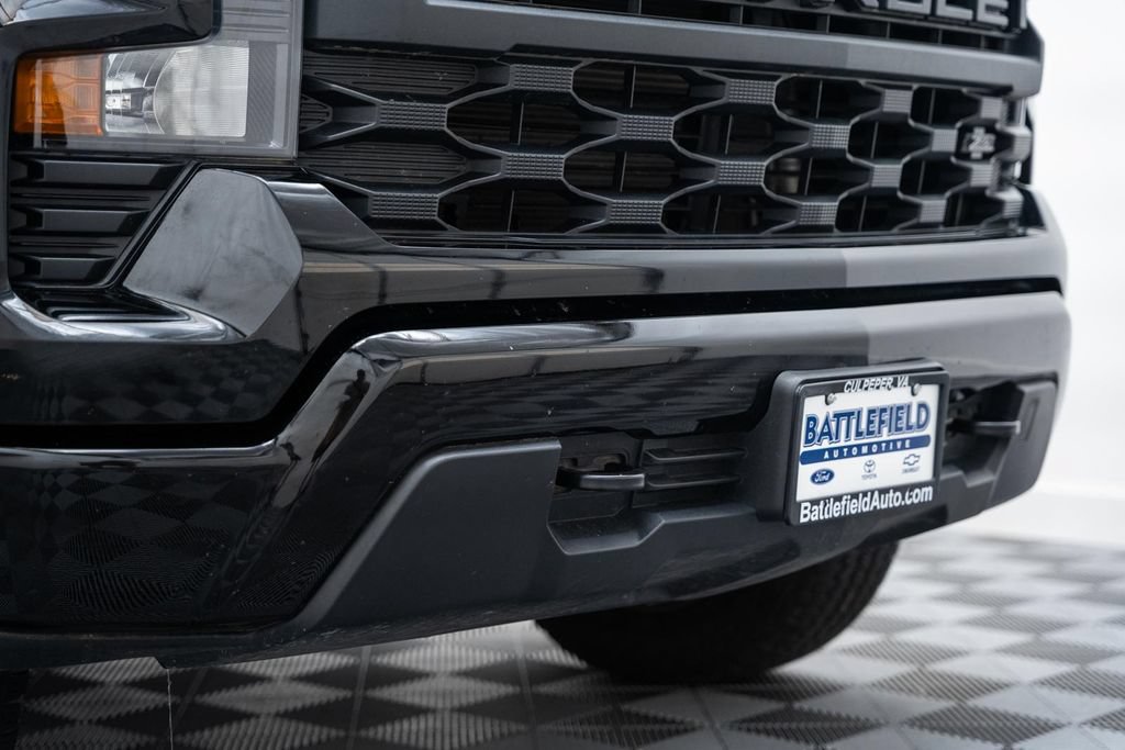 Used 2023 Chevrolet Silverado 1500 Custom Trail Boss w/ Midnight Edition AWD/4WD image 14