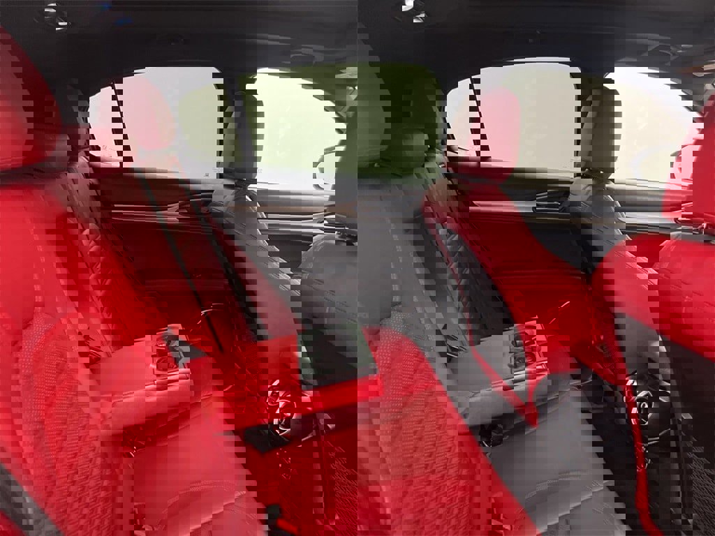 Used 2022 Alfa Romeo Stelvio Veloce image 58