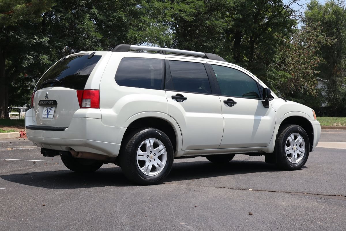 Used 2008 Mitsubishi Endeavor LS AWD/4WD image 5
