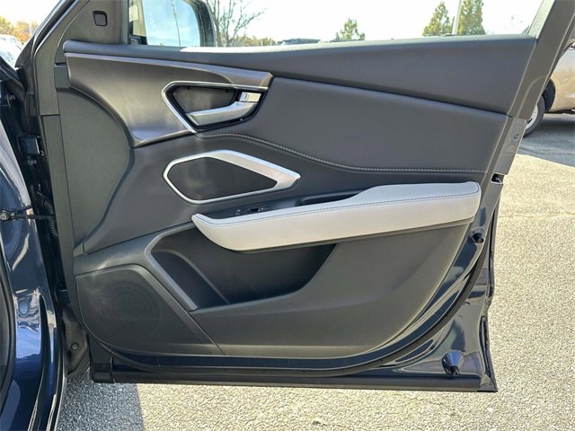 Used 2025 Acura RDX Base image 10