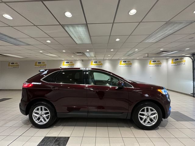 Used 2023 Ford Edge SEL w/ Convenience Package image 3